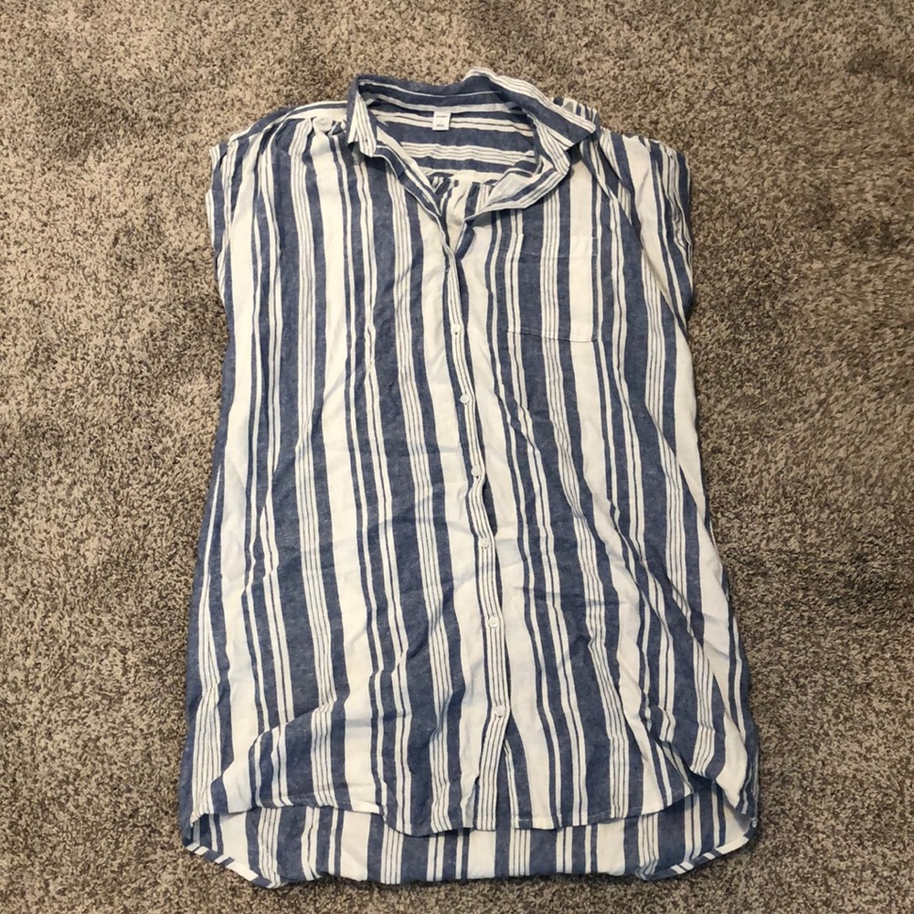 Women’s flowy dress